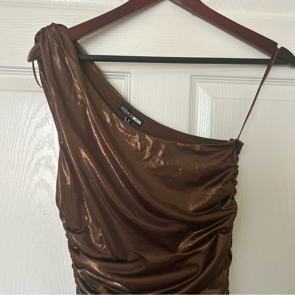 Fashion Nova | Kaelyn Metallic Midi Dress - Picture 8 of 9